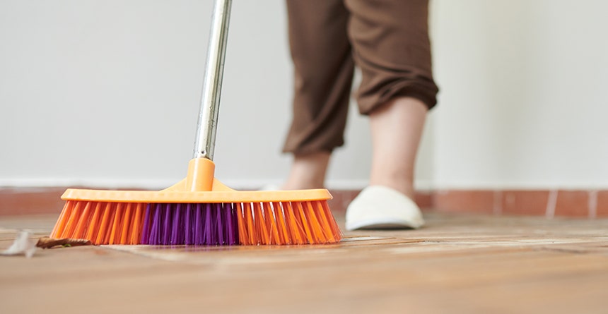 How to Clean Porcelain and Ceramic Tiles