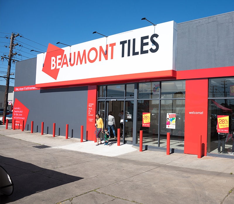 Street view of the Beaumont Tiles Studio on the Sunshine Coast